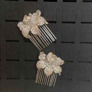 Elegant Silver Floral Hair Combs